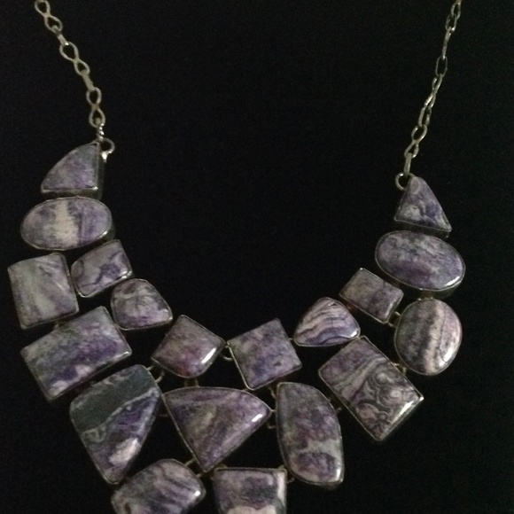 Vintage style Arttisan made Stone necklace. - Picture 4 of 6